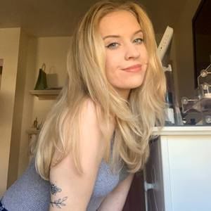 Meet your Posher, Isabella